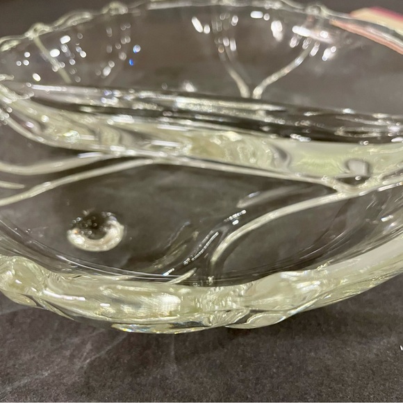 Vintage Viking Glass Divided Footed Relish Dish Leaf Pattern MCM Clear Glass - Picture 6 of 9